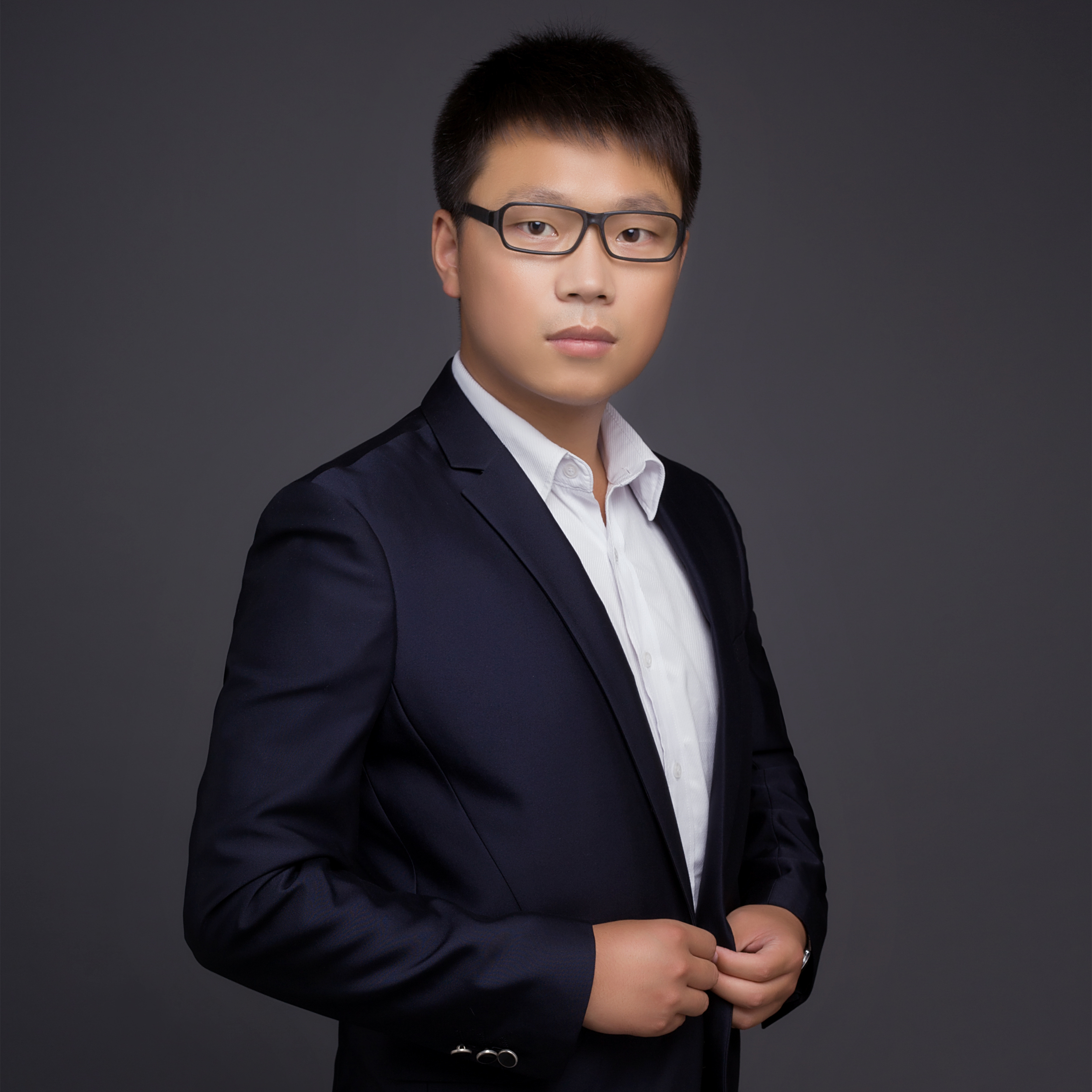 郑州知名律师刘旸律师